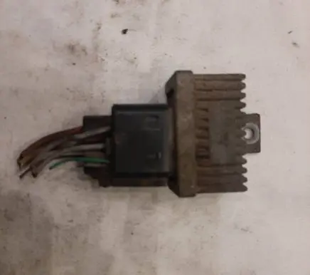 Renault Espace - Grand espace IV Glow plug pre-heat relay 7700115078