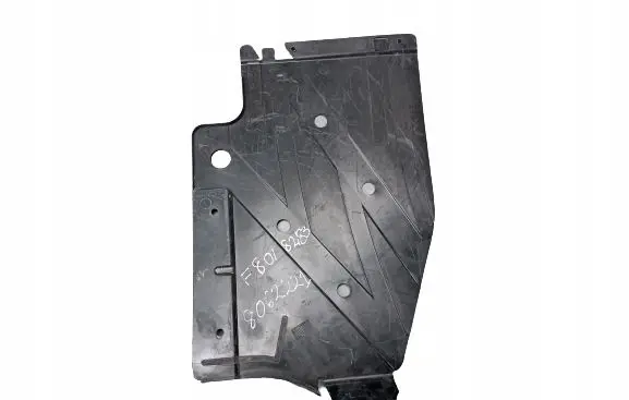 BMW M3 F80 Center/middle under tray cover 8062221
