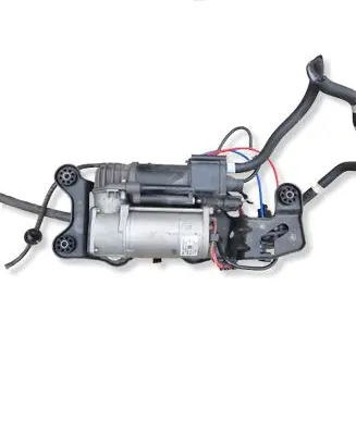 BMW X5 F15 Air suspension compressor/pump 6868998 16112014
