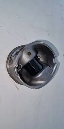 BMW 5 F10 F11 Piston 84L110