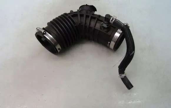 Nissan X-Trail T33 Air intake hose/pipe