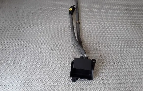 Volkswagen Phaeton Glove box handle 3D0857147
