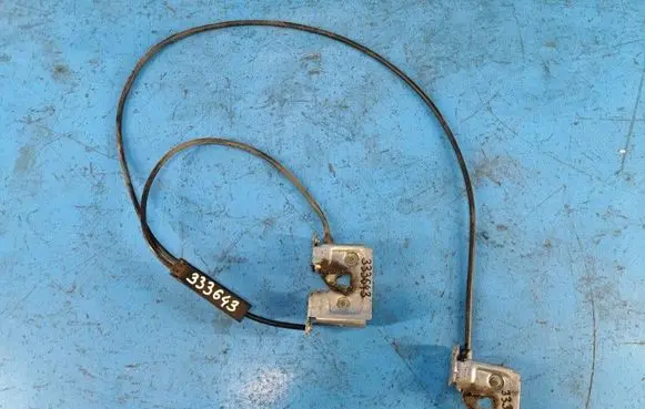 Mini One - Cooper R57 Engine bonnet/hood lock/catch 51232753419