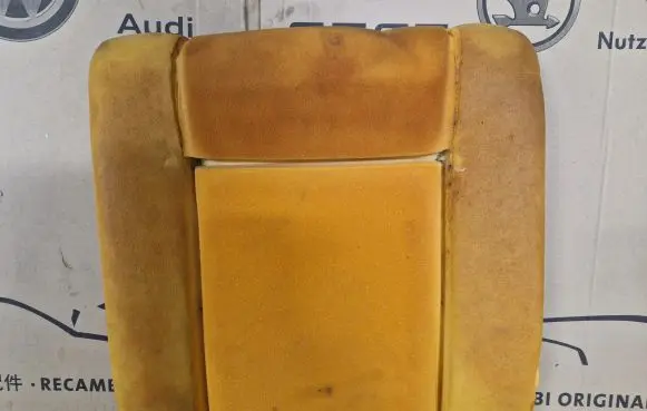 Volkswagen Golf II Seat trim 191885775A