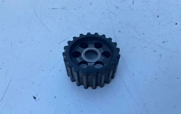 Toyota Avensis T220 Camshaft pulley/ VANOS 