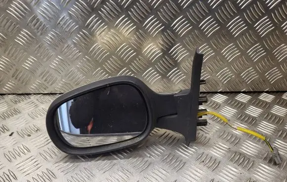 Nissan Micra Front door electric wing mirror 018011