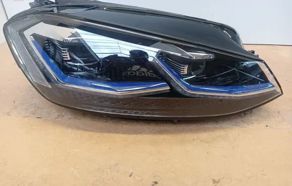 Volkswagen Golf VII Headlight/headlamp 5G1941036N