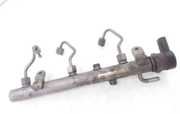 Mercedes-Benz R W251 Fuel main line pipe A6420700495 A6110780449 0281002494