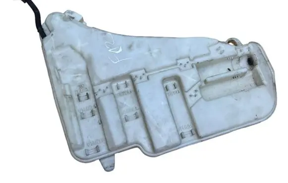 BMW 6 F12 F13 Windshield washer fluid reservoir/tank 7269663 7269665 7269664