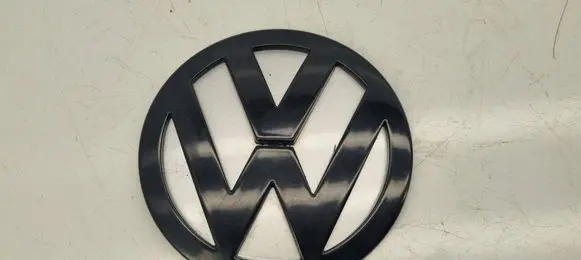 Volkswagen Cross Touran I Manufacturers badge/model letters 1T0853630A