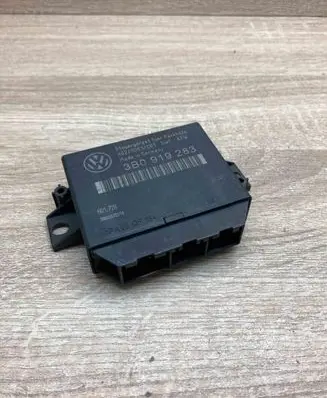 Volkswagen PASSAT B5 Parking PDC control unit/module 3B0919283
