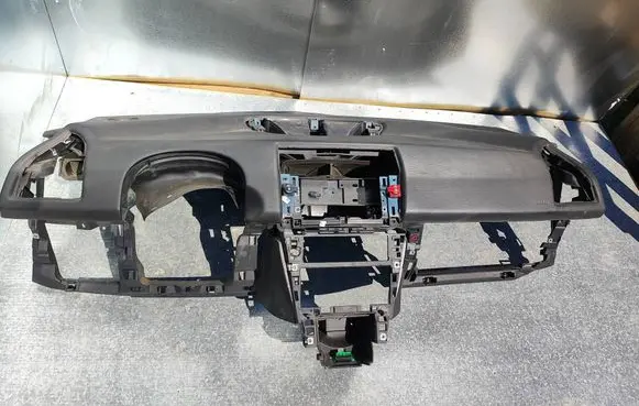 Citroen C4 I Dashboard 9647149577