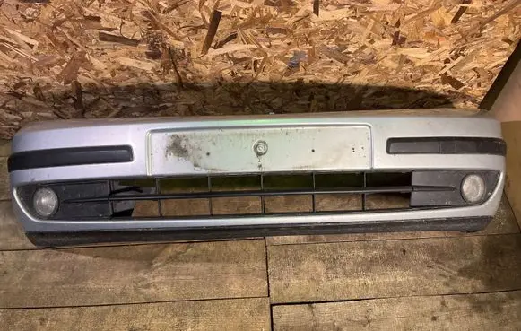 Renault Laguna II Front bumper 8200008270