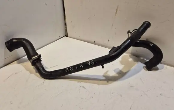 Audi A4 S4 B5 8D Engine coolant pipe/hose 058121065A