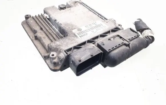 Volkswagen Touareg I Engine control unit/module 070906016F 0281011258