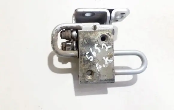 Audi A6 S6 C5 4B Rear door lower hinge 4b0833411e