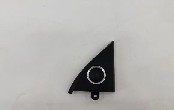 Audi A5 8T 8F Front door speaker cover trim 8T0035424A