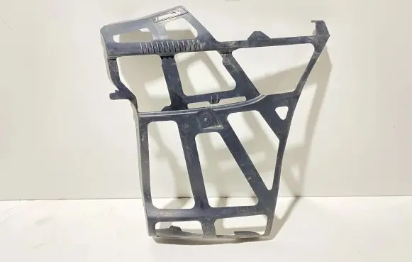 Peugeot 307 Front bumper mounting bracket 9653367080