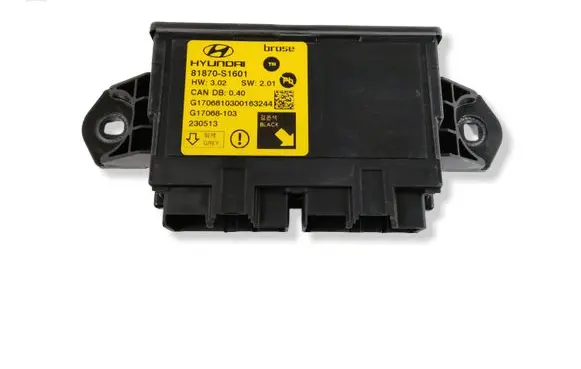 Hyundai Santa Fe Tailgate/trunk control unit/module 81870S1601