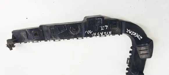 Suzuki Kizashi Rear bumper mounting bracket 