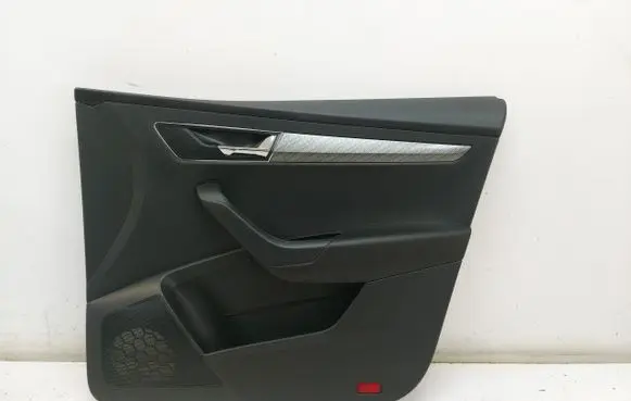 Skoda Karoq Front door card panel trim SKODABICZ3256