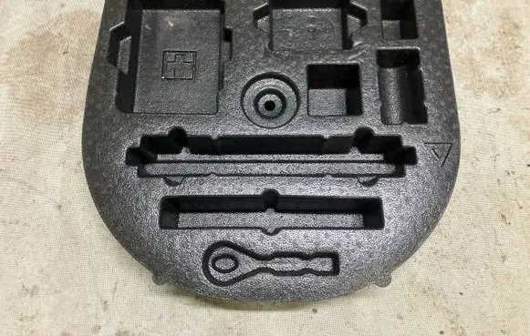 Nissan Juke I F15 Spare wheel section trim 849B4BV81A