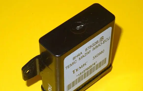 Mazda 323 Immobilizer control unit/module BH4A675G2B 3X0980