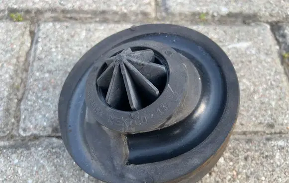 Audi Q5 SQ5 Rear coil spring rubber mount 80A512149