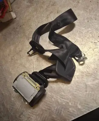 Audi A6 S6 C6 4F Middle seatbelt (rear) 4F0857807K 605830000