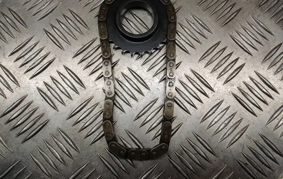 Suzuki Grand Vitara II Oil pump chain 
