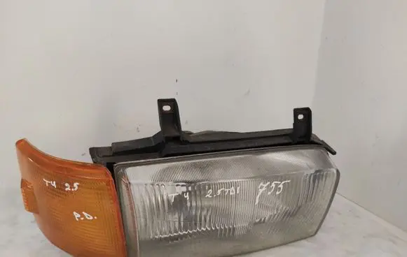 Volkswagen Transporter - Caravelle T4 Headlight/headlamp 0244438R20 7R0144438