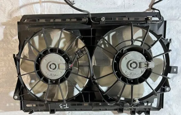 Toyota Avensis T220 Fan set 1680008290