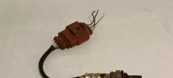 Skoda Fabia Mk2 (5J) Lambda probe sensor 03D906265A 3877