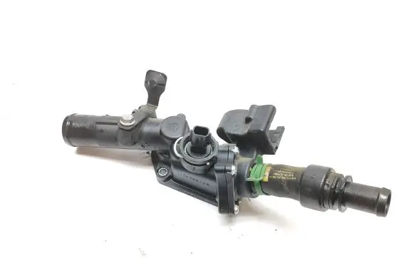 Thermostat/thermostat housing