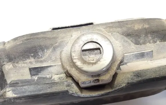 Peugeot 406 Tailgate exterior lock 