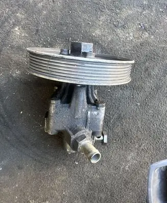 Audi A6 S6 C4 4A Power steering pump