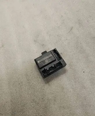 Audi A6 S6 C6 4F Door control unit/module 4F0959792C 4F0910792C 0033TFK0001