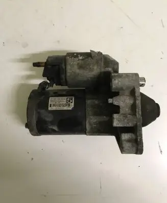 Peugeot 3008 I Starter motor M000T22471 9663528880