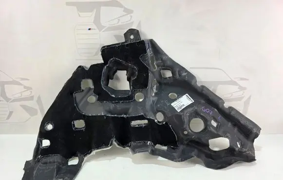 BMW X7 G07 Fender foam support/seal 
