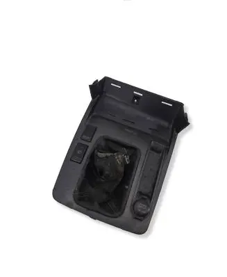 Hyundai Terracan Gear shifter surround trim plastic 84672