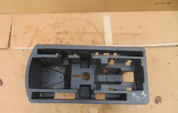 Renault Captur Spare wheel section trim 995043434R
