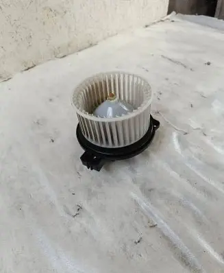 Mazda CX-30 Heater fan/blower Hb111gh