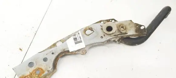 Nissan Micra Headlight/headlamp mounting bracket 