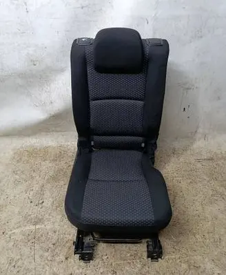 Toyota Verso Second row seats 