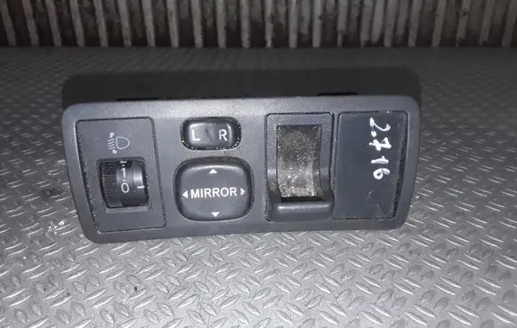 Toyota Corolla Verso E121 Headlight level height control switch