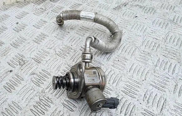Ford Focus Fuel injection high pressure pump 0261520095 CM5G9D376GA CV619J280BF