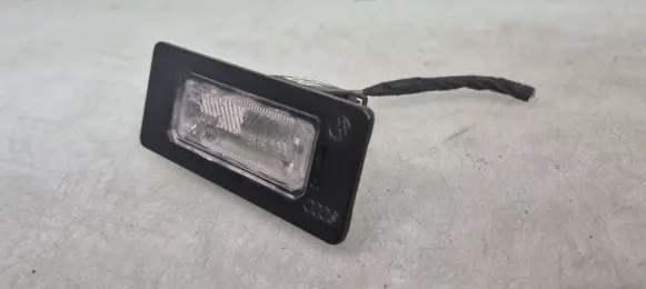 Audi TT TTS Mk2 Number plate light 810943021