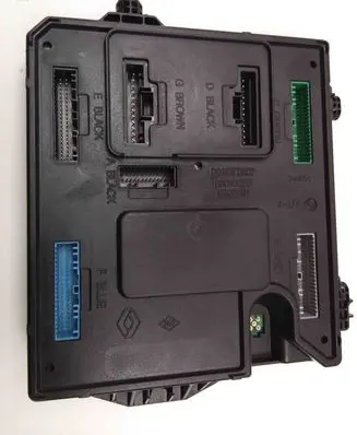 Renault Megane III Central body control module 284B13640R