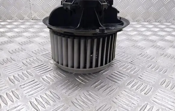 Alfa Romeo GT Front door blower motor 