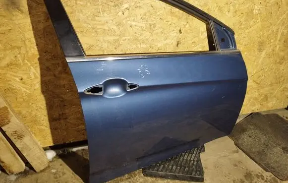 Hyundai i40 Front door